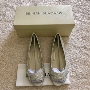 Ivory Crystal flats size 7 💎